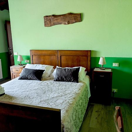 La Bugneta Bed and Breakfast Pietrasanta Δωμάτιο φωτογραφία
