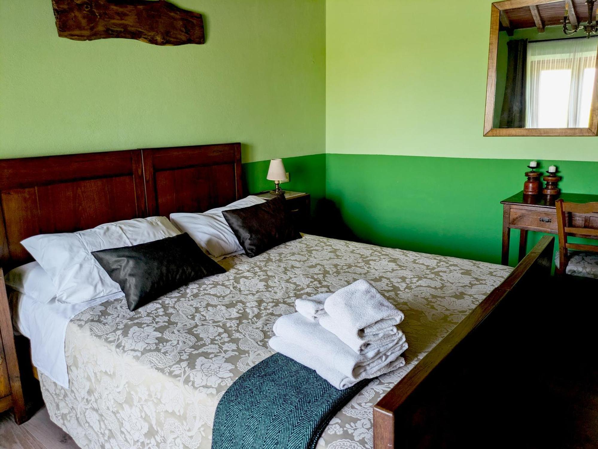 La Bugneta Bed and Breakfast Pietrasanta Δωμάτιο φωτογραφία